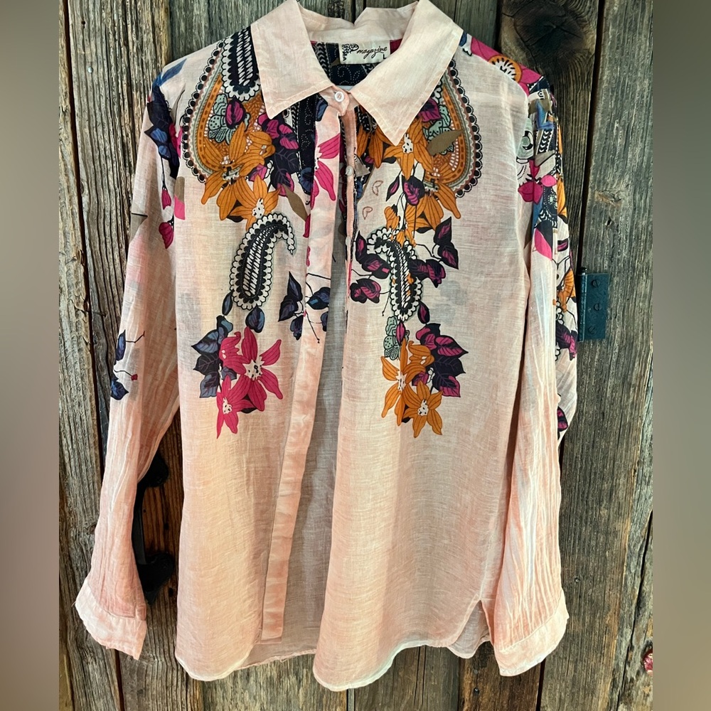 Floral Print Women's Top- outstanding shape!